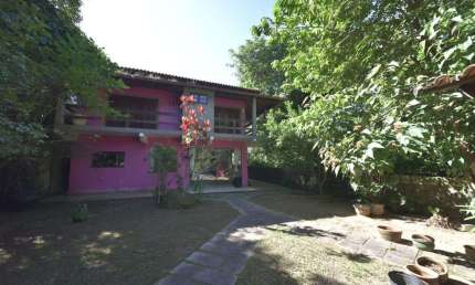 Casa para Venda em Guapimirim, Limoeiro, 4 dormitórios, 3 suítes, 4 banheiros, 4 vagas