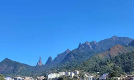 Casa para Locação em Teresópolis, Fazendinha, 3 dormitórios, 1 banheiro