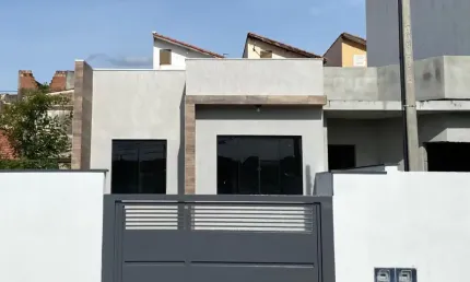 Casa com 2 quartos à venda na Rua Olavo Francisco de Oliveira, 380, Jardim Santa Luzia, Guaratinguetá