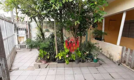 Casa com 3 dormitórios à venda, 170 m² por R$ 650.000,00 - Jardim Irene - Santo André/SP