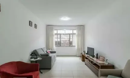 Casa residencial de 156m²  com dormitórios  com 1 suíte, 4 banheiros e 2 vagas á venda no campo belo