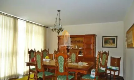 Alto da lapa - casa de 400m² com quatro dormitórios (quatro suítes) e quatro vagas.