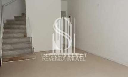 Casa à venda na Chácara Santo Antônio de 250m² com 3 dormitórios e 2 vagas de garagem Casa à venda n