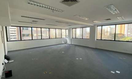 CONDOMÍNIO EDIFÍCIO ARUANDA CONJUNTO COMERCIAL DE 146M², COM 4 BANHEIROS, 2 COPAS E 4 VAGAS DE GARAG
