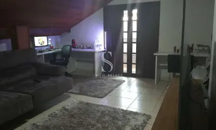 Casa assobradada de  250m2 com 4 quartos, 1 suite , 2 banheiros e 3 vagas á venda no butantã casa as