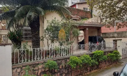 Jardim europa, casa térrea de 408m² com 4 dormitórios, 1 suíte, edicula e 6 vagas.