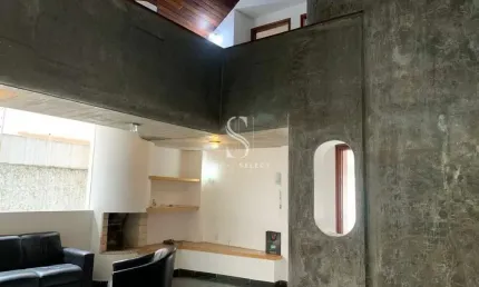 Casa assobradada de 290m2 com 3 dormitorios , 1 suite , 3 salas ,2 vagas á venda em vila sônia casa