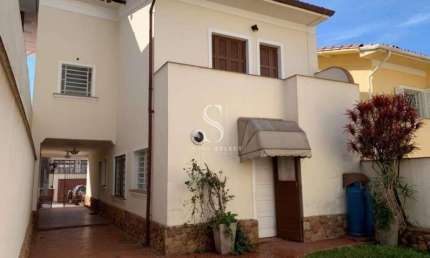 ACLIMAÇÃO- CASA ASSOBRADADA DE 180m² COM 3 QUARTOS, 2 BANHEIROS E 2 VAGAS Á VENDA