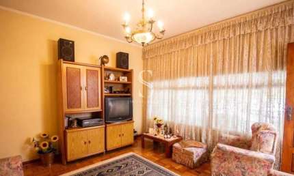 Casa com quintal, à venda em Perdizes de 300m² com, 3 dormitórios, e 2 vagas de garagem, ótima Casa