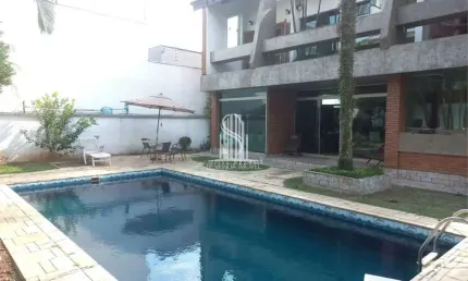 Sobrado a venda na Chácara Monte Alegre com 4 suítes e 3 vagas. Alto Padrão Sobrado na Chácara Monte