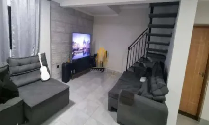 Agua branca, casa sobrado de 400m² com 3 dormitorios e 5 banheiro e 3 vagas de garagens.