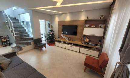 Vila Monumento - Ipiranga, Casa Residencial de 160m² com 4 dormitórios, 3 suítes, 4 vagas.