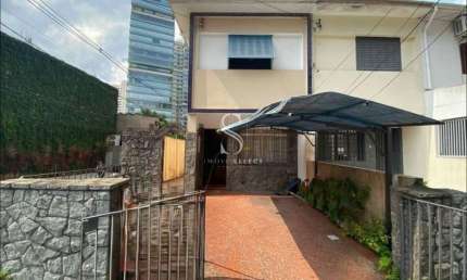VILA UBERABINHA, CASA DE 90M², 2 DORMITÓRIOS, 2 BANHEIROS E 2 VAGAS À VENDA.