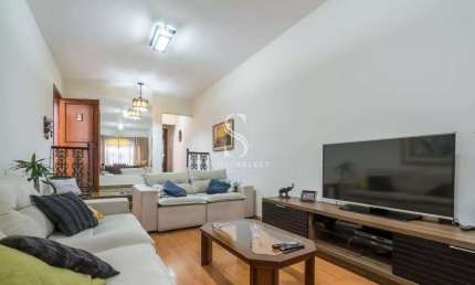 Casa à venda na Chácara Santo Antônio de 170m² com 3 dormitórios e 2 vagas de garagem CASA LOCALIZAD