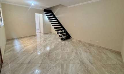 JABAQUARA - CASA ASSOBRADADA DE 154m² COM 2 QUARTOS SUITES, QUINTAL E 2 VAGAS.