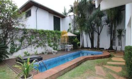Brooklin Paulista - SP, Casa Residencial de 550m² com 4 dormitórios, 2 suítes, 7 vagas.