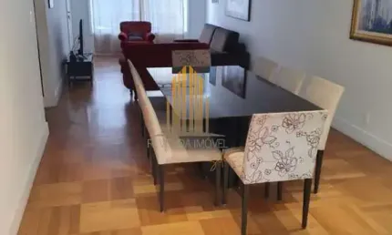 Casa assobradada em aclimação de 320m² com 3 quartos , 1 suite  e 3 vagas á venda
