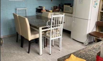SANTO AMARO, CASA SOBRADO DE 147M² COM 4 DORMITORIOS, 3 BANHEIROS E 1 VAGA DE GARAGEM.