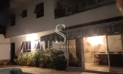 ALTO DE PINHEIROS, CASA ASSOBRADADA 426m² COM 6 QUARTOS, 2 SUITES, 6 BANHEIROS, PISCINA E 6 VAGAS Á
