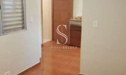 CASA ASSOBRADADA RESIDENCIAL DE 150M² COM 3 DORMITÓRIOS,2 BANHEIROS E 2 VAGAS Á VENDA NO CAMPO LIMPO