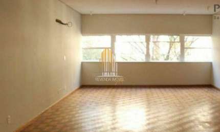 Santo Amaro - Casa Assobradada com 125m². 03 Dormitórios, 04 banheiros e 02 vagas.