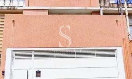 ITAIM BIBI - IMPERDIVEL CASA ASSOBRADADA DE 210M² COM 3 DORMITORIOS, 1 SUITE E 2 VAGAS.