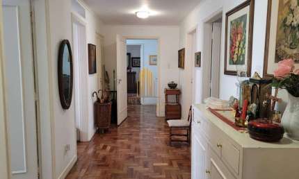 Condomínio São Pedro em Higienópolis, Apartamento de 400m² com 4 dormitórios, 1 suíte, 2 vagas.