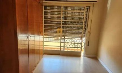 Ipiranga - sobrado de 460m² com 4 dormitórios, 1 suíte e 6 vagas.