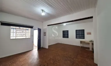 Planalto paulista - casa de 150m² com 2 quartos, sala, banheiro e 3 vagas.
