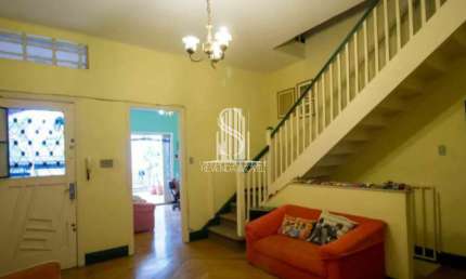 Casa Sobrado com 3 Quartos e 4 banheiros à Venda, 380 m²  no biarro Vila mariana  Casa á venda. na V