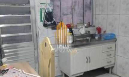 CIDADE ADEMAR - CASA DE 300M², POSSUI 7 DORMITÓRIOS, 4 SALAS, E 1 VAGA.