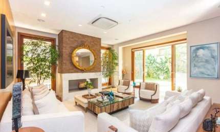 CONDOMÍNIO AMARILIS EM CIDADE JARDIM - CASA DE 1.314m² COM 4 SUITES, 6 BANHEIROS E 10 VAGA