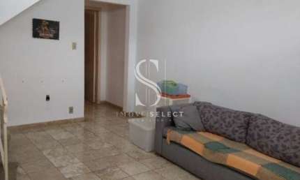 Campo Belo - Casa de 120m² com 3 dormitórios, 2 banheiros e 2 vagas