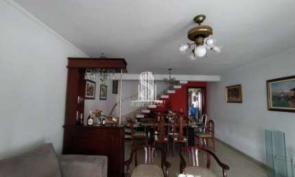 CASA DE VILA DE 93M², POSSUI 2 DORM, 1 SALA, 2 BANHEIROS E 1 VAGA, À VENDA NA REGIÃO DE SANTO AMARO.