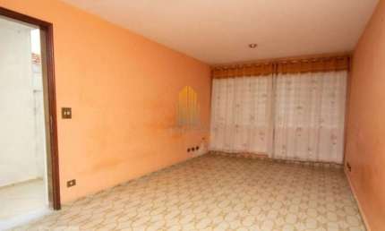 VILA SÔNIA - Casa assobradada de 156m² com 3 dormitórios (1 suite), 3 banheiros e 2 vagas.