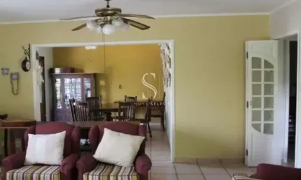 SACOMÃ - CASA ASSOBRADADA DE 262m² COM 4 QUARTOS, 1 SUITE, CHURRASQUEIRA E 2 VAGAS Á VENDA