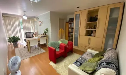 Indianópolis, casa sobrado residencial de 158m² com  4 dormitorios, 3 banheiros.