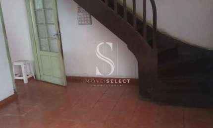 PERDIZES - CASA ASSOBRADADA DE 120m² COM 3 QUARTOS, 2 BANHEIROS E 1 VAGA Á VENDA