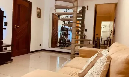 CIDADE ADEMAR, CASA RESIDENCIAL DE 130M², 3 DORMITÓRIOS , 2 SUÍTES,  E 2 VAGAS