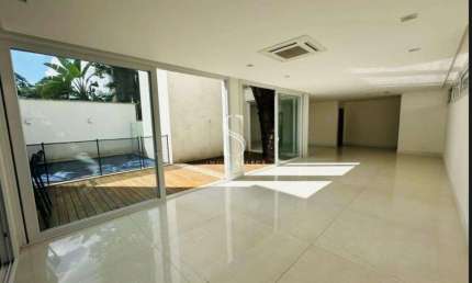 Condomínio Quadrifólio, Jardim Petrópolis - de 365m² com 4 suites, 6 banheiros e 6 vagas