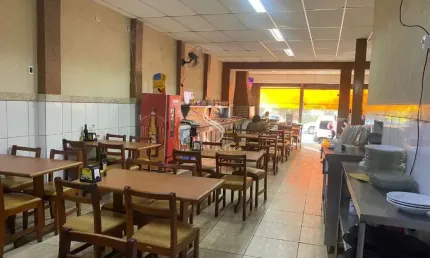 Vila constança - ponto comercial de 240m², 2 banheiros e 1 cozinha.