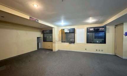 EDIFICIO TORRE DE ROMA, LAPA- CONJUNTO COMERCIAL DE 60m² COM 2 SALAS, BANHEIRO, COPA E 2 VAGAS Á VEN