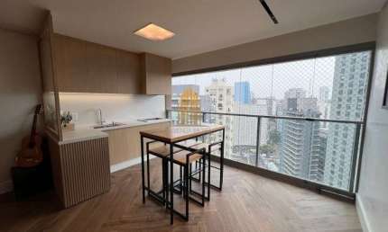 Condomínio Helbor Edition Vila Madalena - Apartamento de 122m² com 3 suítes e 2 vagas.