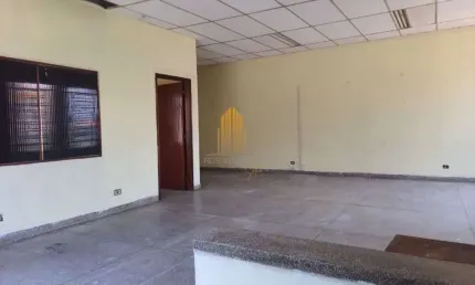 JARDIM JAPÃO - PRÉDIO COMERCIAL DE 476M², COM 3 PISOS, 6 BANHEIROS E 10 VAGAS À VENDA.