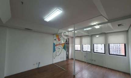 EDIFICIO PALAIS DES ARTS, PINHEIROS- CONJUNTO COMERCIAL DE 45m² COM 1 SALA, 2 BNAHEIROS E 2 VAGAS Á