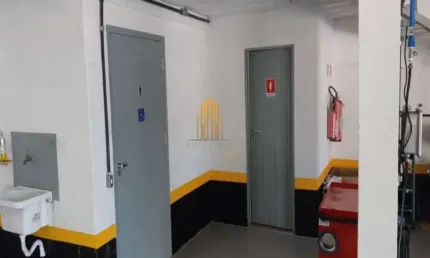 Galpão comercial de 638m² com 12 vagas na saúde. galpão comercial de 638m² com 12 vagas na saúde.