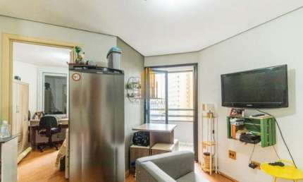 EDIFICIO  METROPOLITAN STUDIO, CENTRO-   APARTAMENTO DE 32m² COM 1 DORMITÓRIO, BANHEIRO E 1 VAGA Á V