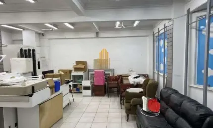 Sé - Centro, Prédio Comercial de 900m² com 10 pavimentos.