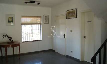 Alto da Lapa - Casa Comercial de 380m² com 6 salas, 4 banheiros e 14 vagas