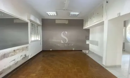 Alto da lapa, casa comercial de 280m² com 8 dormitorios, 4 banheiros e 4 vagas de garagem.